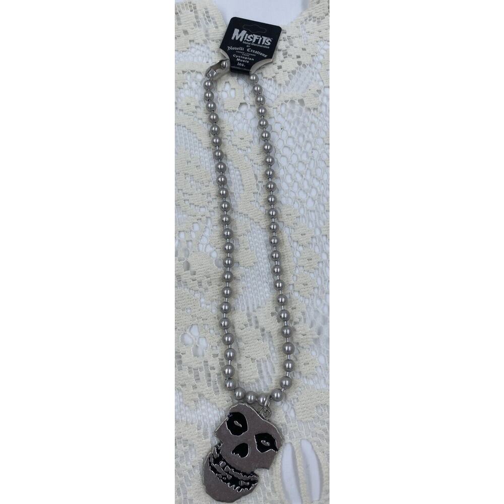 Misfits Necklace New 2002 Crimson Ghost Huge Pendant Vintage NOS - Picture 3 of 6